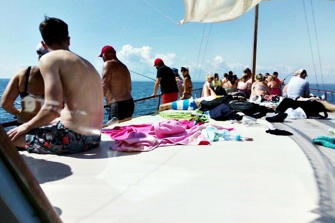 4-hour Boat Trip with Fishing, Lunch and Unlimited Drinks in Nessebar - What the four-hour Nessebar boat trip is really like