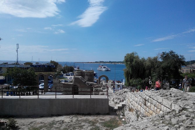 4-hour Boat Trip with Fishing, Lunch and Unlimited Drinks in Nessebar - Seeing Nessebar, Pomorie, Ravda, and Sunny Beach from the sea