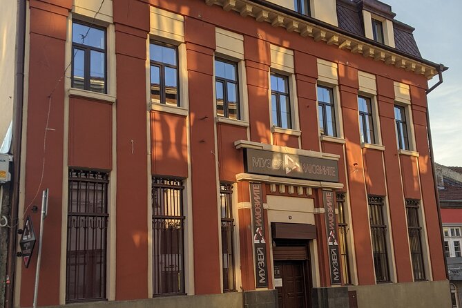 Admission Ticket to Illusions in Museum in Veliko Turnovo - Five floors of optical tricks, science, and art