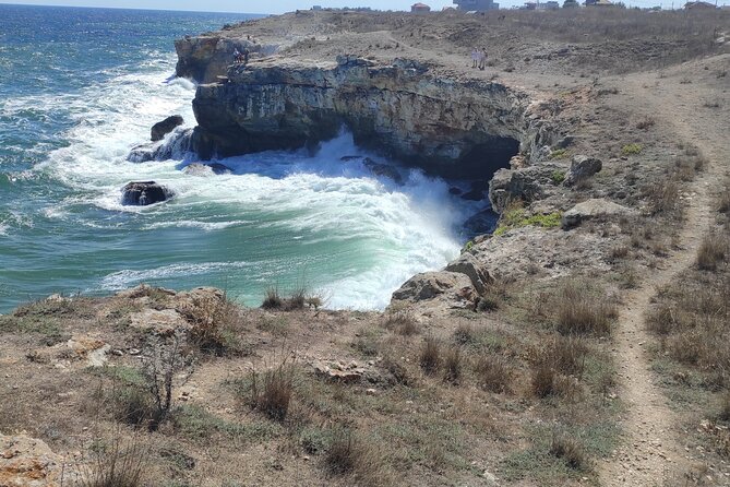 Bulgaria Cycling Day Tours - country & sea - Standard bikes, e-bikes, and the hill question