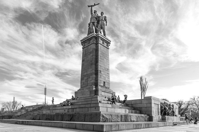 Communist Walking Tour of Sofia - The former Royal Palace and the early communist years