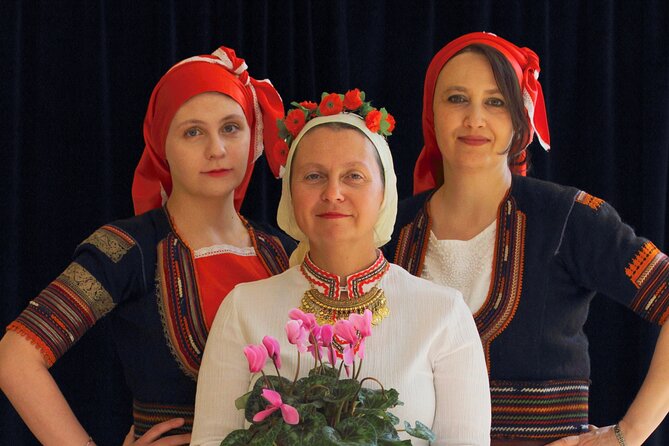 Discover Bulgaria with Dance in Sofia, Bulgaria - Learning Bulgarian dance instead of only watching it