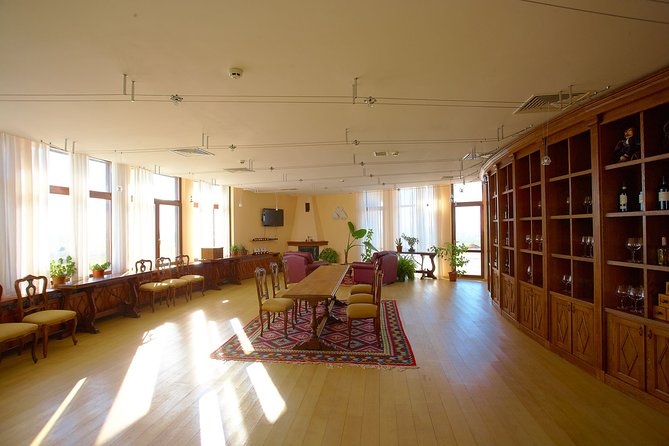 Edoardo Miroglio Private Boutique Winery Tour - The Soli Invicto hotel and the estate setting