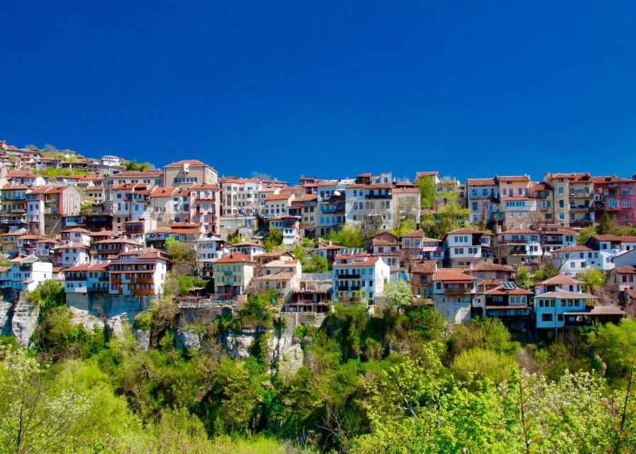 From Bucharest: Full-Day Trip to Bulgaria - Arbanasi and its high plateau views