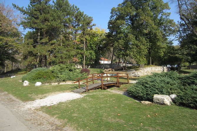 Full-day Nis and Serbian History Tour from Sofia - Serbian lunch and everyday practicalities