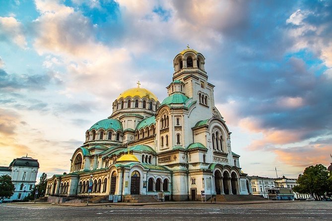 Private Sofia Tour with Unique Local Food & Drinks Experience - What the guides add to the walk