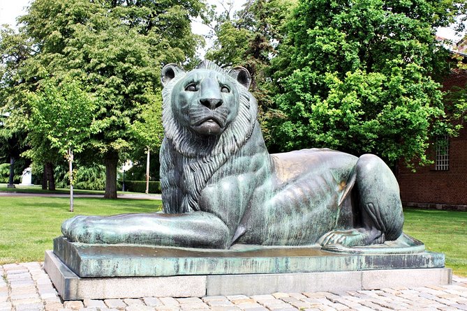 Private & Ultimate Sofia 2,5-hour Walking Tour - Why the private format matters