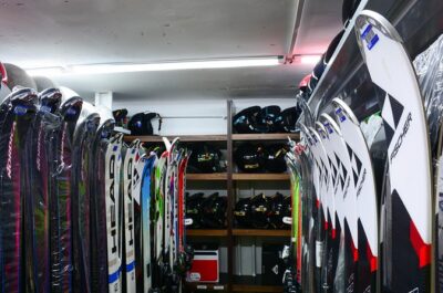Ski and Snowboard equipment rental in Borovets