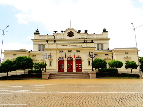 Sofia by Night Panoramic Tour with Dinner and Folklore Show - The 7:00 pm pickup and minivan orientation