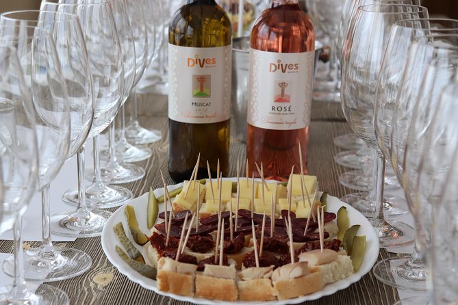 Special History And Wine Tour including Wine Tasting - What makes the views worthwhile