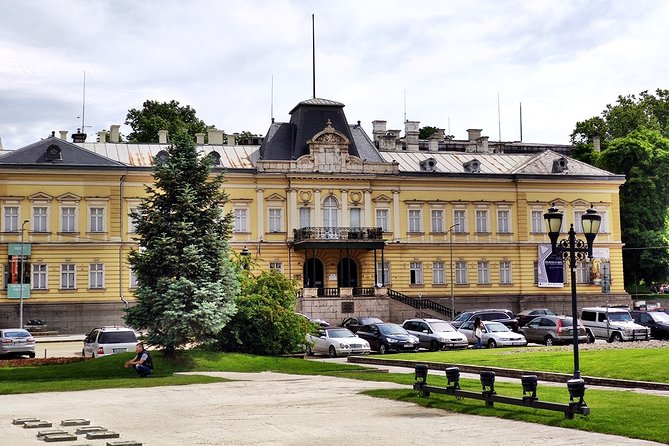 The Most Affordable Private Sofia Walking Tour - Saint Sofia Church and Kvadrat 500