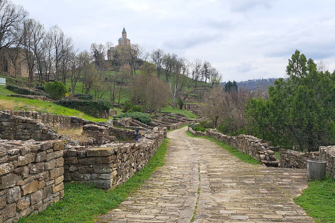 Veliko Tarnovo and Arbanasi day tour from Sofia with pickup - The Asen Dynasty Monument and a final city view