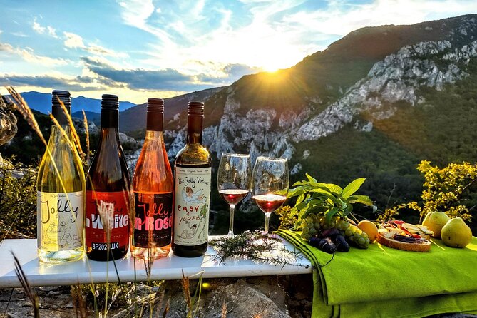 Wine trip with The Jolly Vintners near Sofia - The Ritli formations and the river picnic
